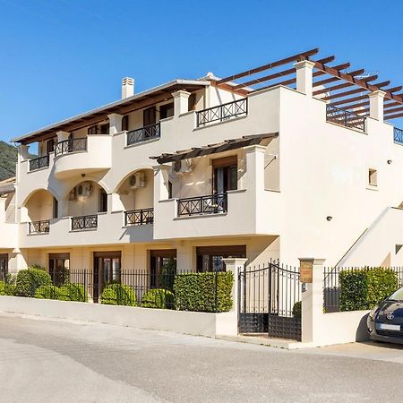 Lemon Tree Corfu Apartments By Konnect イプソス エクステリア 写真