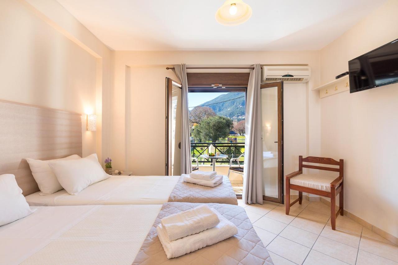 Lemon Tree Corfu Apartments By Konnect イプソス エクステリア 写真